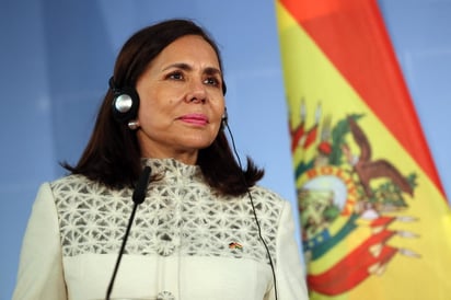 Canciller de Bolivia niega estar involucrado en compra de respiradores a sobrecosto