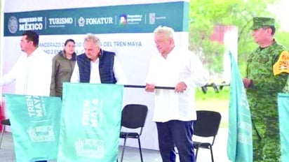 AMLO da banderazo en Campeche al Tramo 2 del Tren Maya