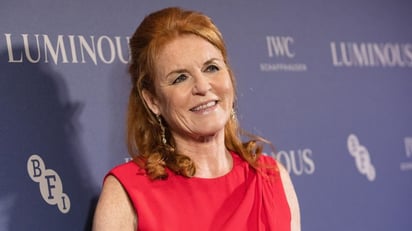 En medio de crisis, Sarah Ferguson lanza su fundación de caridad