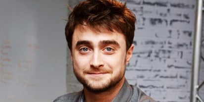 'Una mujer transgénero es una mujer', contesta Daniel Radcliffe