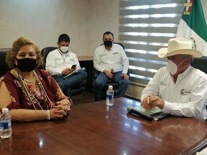 Por ambulantes, se reúne Melba con Lencho