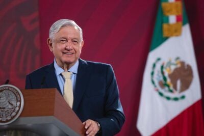 AMLO reclama a directora de CEAV por difundir documento sobre recorte