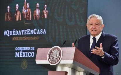 AMLO ordena a Hacienda adelantar pensión para adultos mayores