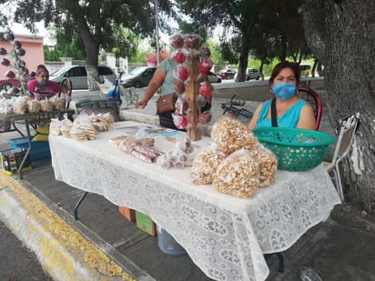 Regresa la venta de ricos conos y  dulces de leche