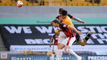 Gol de Raúl Jiménez le da la victoria al Wolves