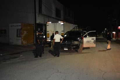 Reportan hombre armados y detonaciones