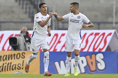 Cruz Azul inicia con goleada