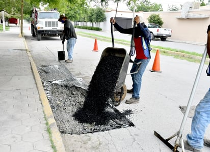 Reparan 845 baches en junio: Paredes