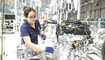 Cae actividad  industrial  en  25 estados