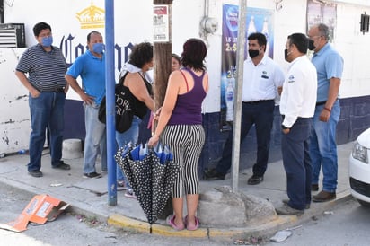 Se quejan vecinos de la Aviación por baja presión del agua