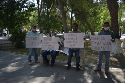 Exigen su reinstalación ex trabajadores de SIMAS