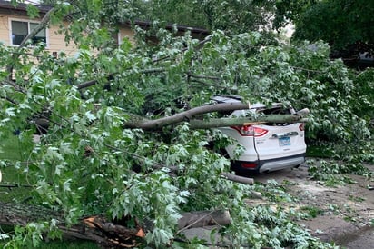 Tormentas en EU causan tornados y dejan una persona sin vida