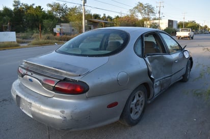 Impactan a motociclista