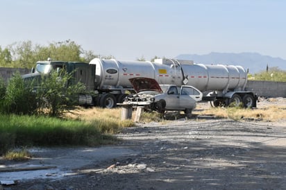 En Frontera ordeñan a plena vista ductos de Pemex