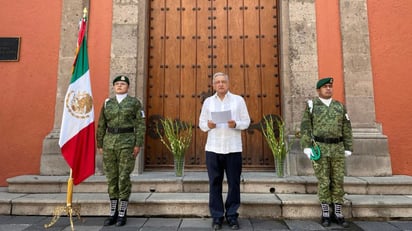 Ofrece homenaje por COVID-19: AMLO