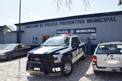 Monclova recluta policías mediante Internet