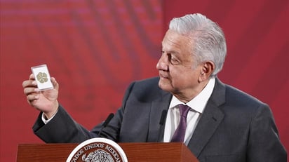 AMLO asegura tener familiares con COVID-19 y que algunos han fallecido