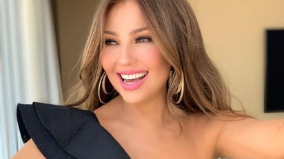 Thalía presume su cintura de avispa 'sin costillas'