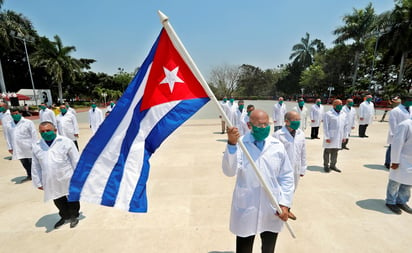 Médicos de Cuba, llegan a México