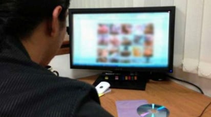 Detienen a cura por posesión de pornografía infantil y 'sexting'