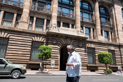 Banxico anuncia apoyos para micro y pequeñas empresas