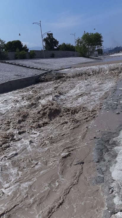 Se desborda el Río Monclova 