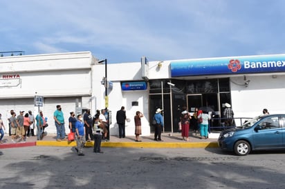 Siguen los pensionados desafiando al COVID-19