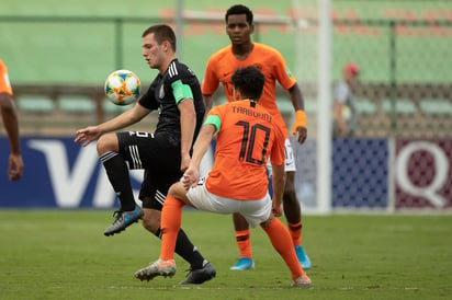 Eugenio Pizzuto es nuevo jugador del Lille de Francia: Se convierte en el tercer mexicano en militar en el futbol del país europeo