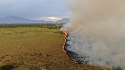 Controlan incendio en Cuatro Ciénegas