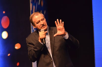 Vicente Fox llama a maestros a dar clases virtuales: Expresidente considera necesario mantener la interacción con los alumnos