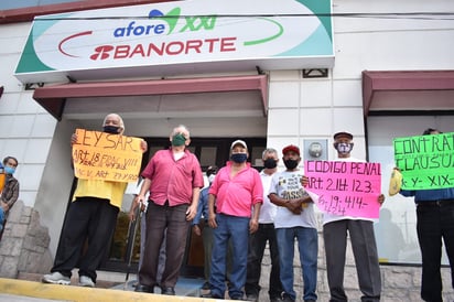 Protestan contra afore Banorte Siglo 21 