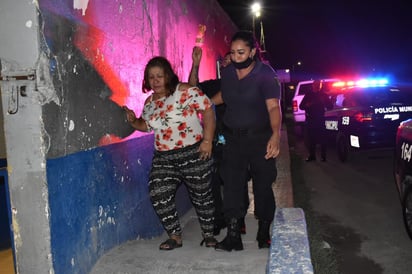 Mujer intenta doble suicidio en las celdas municipales de Monclova 