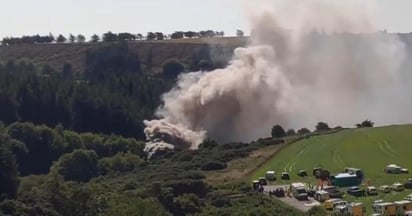 Tres muertos y seis heridos tras descarrilar un tren