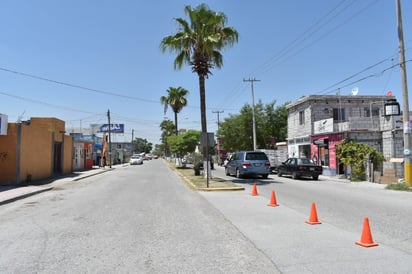 Evalúa SIMAS si colector de drenaje en calle 'Porfirio Díaz' podría colapsar, en Frontera