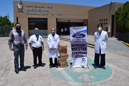 Cubre Ford con donativos a varias instituciones de salud