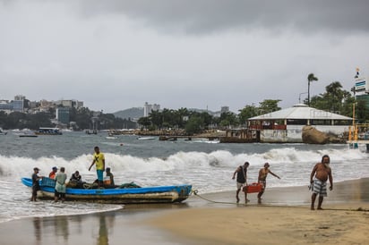 'Genevieve' crece a huracán 2 en el Pacífico: El fenómeno meteorológico provoca alerta para el occidente mexicano