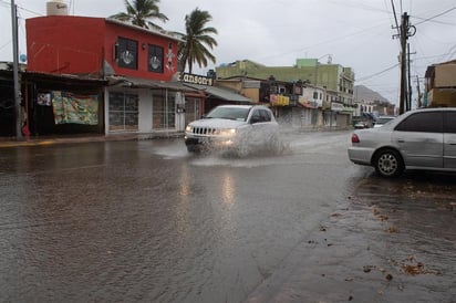 Genevieve deja seis muertos en estados del pacifico mexicano