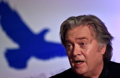 Steve Bannon fue detenido por defraudar a donantes para el muro de Trump