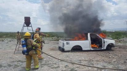 Concluyen bomberos de la  región curso de capacitación