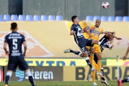 Pumas rescata un punto del Volcán