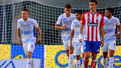 Cruz Azul líder absoluto