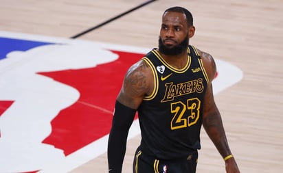 LeBron James insulta a Trump por mensaje en redes sociales