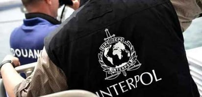 Interpol denuncia un alza alarmante del tráfico ilegal de residuos plásticos