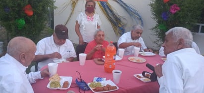 Celebra Asilo de Ancianos ‘Día del Abuelo’