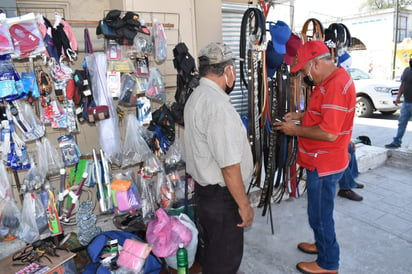 Piden el voto a los  comerciantes en Frontera 