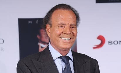 Julio Iglesias comparte que tuvó una 'caída tonta' recientemente