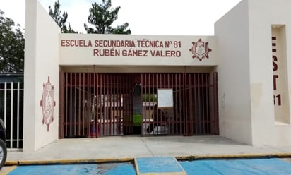 Estudiantes de colegios a escuelas públicas