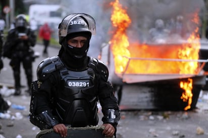 Hay una universitaria y un menor entre las víctimas de las protestas en Bogotá