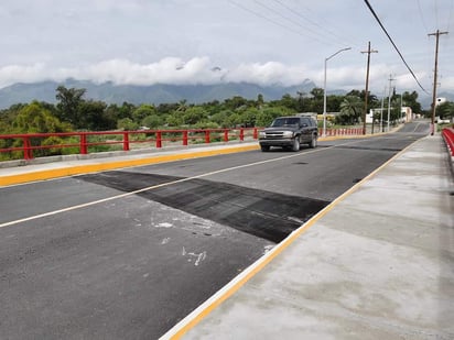 Estrena Candela  puente de 22 mdp