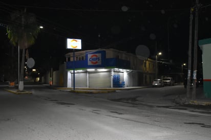 Asaltan una tienda de conveniencia